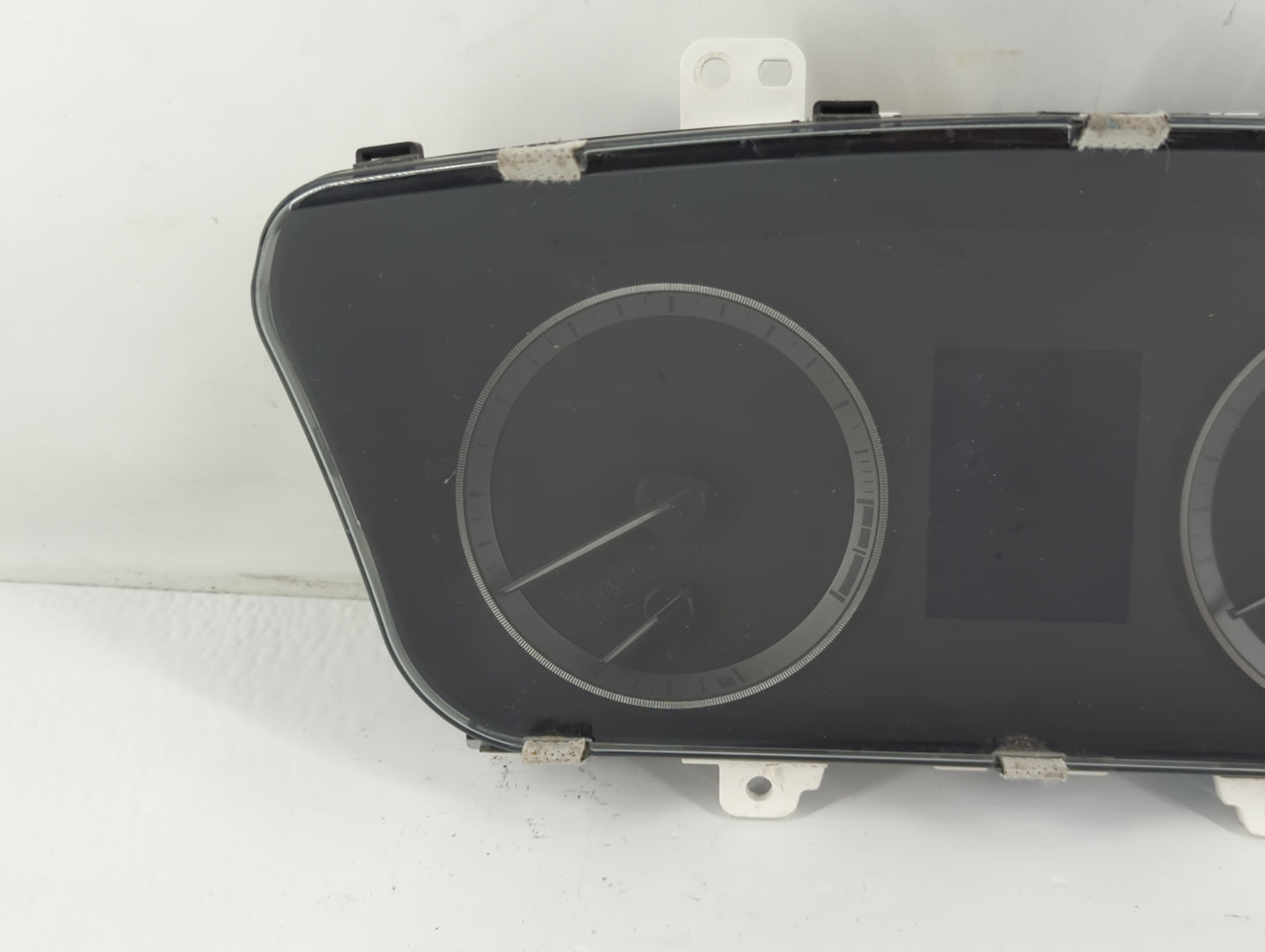2015-2017 Hyundai Sonata Instrument Cluster Speedometer Gauges P/N:94001-C2200 Fits Fits 2015 2016 2017 OEM Used Auto Parts 