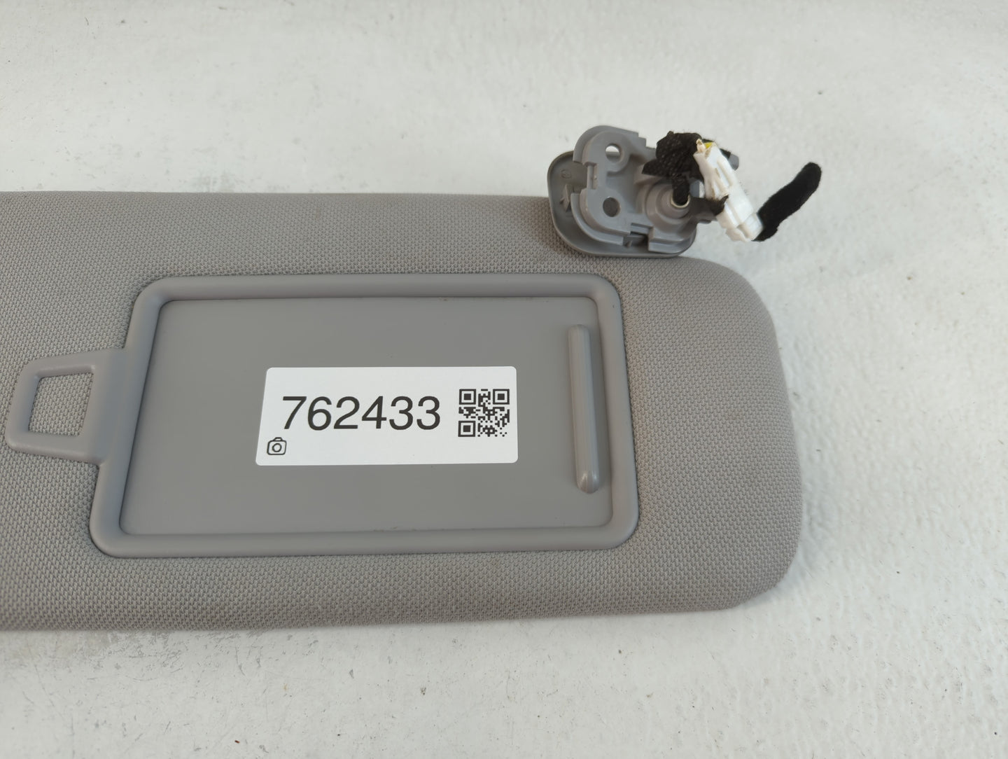 2015-2019 Hyundai Sonata Sun Visor Shade Replacement Passenger Right Mirror Fits Fits 2015 2016 2017 2018 2019 OEM Used Auto