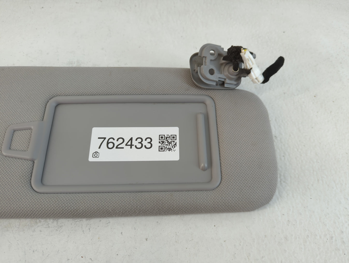 2015-2019 Hyundai Sonata Sun Visor Shade Replacement Passenger Right Mirror Fits Fits 2015 2016 2017 2018 2019 OEM Used Auto