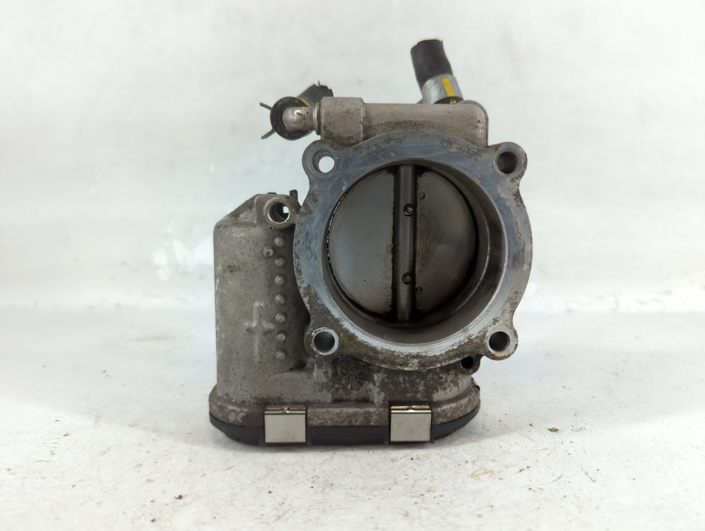 2015-2019 Hyundai Sonata Throttle Body P/N:35100-2G600 Fits Fits 2015 2016 2017 2018 2019 2020 2021 OEM Used Auto Parts - Oe