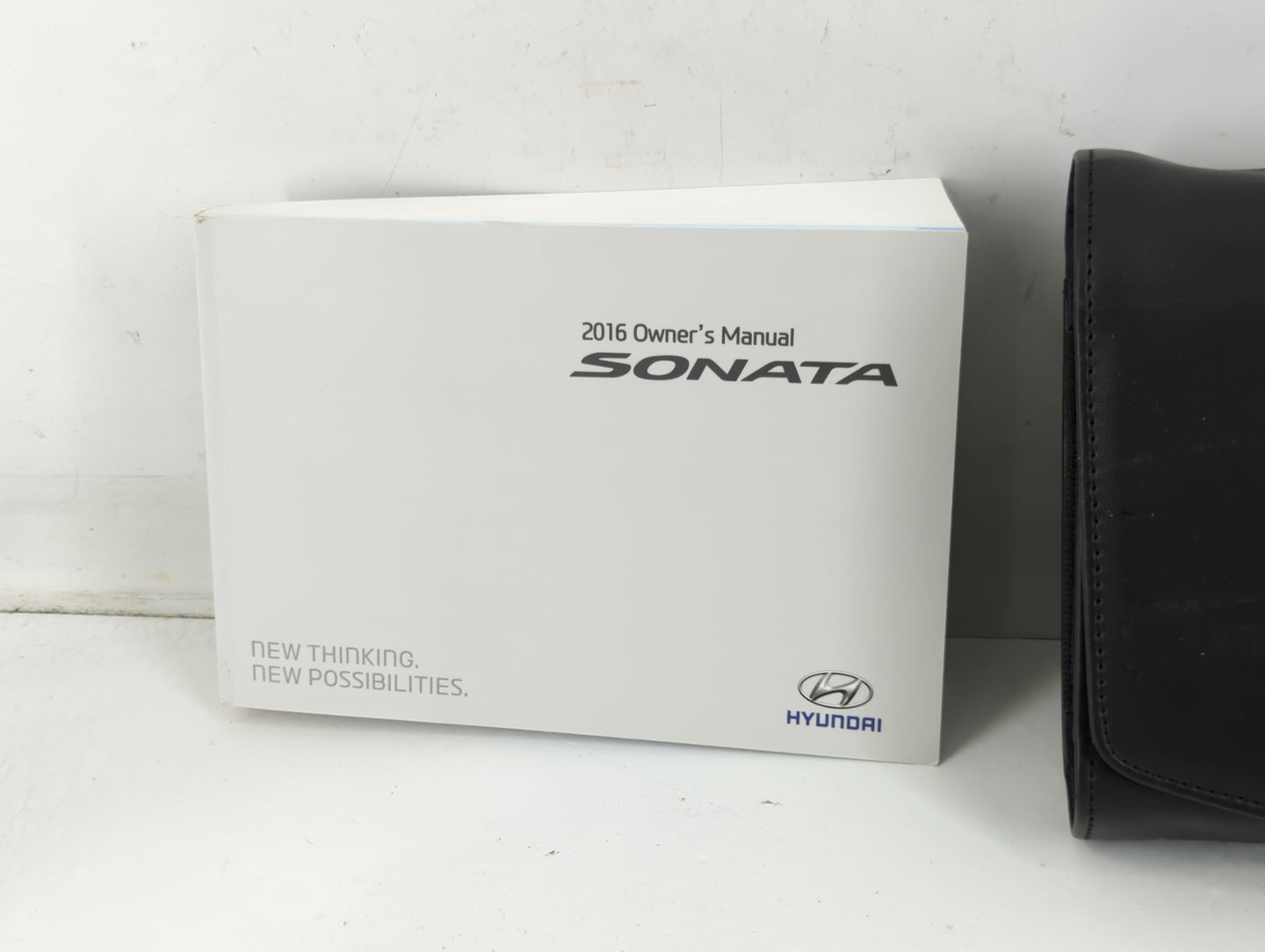2016 Hyundai Sonata Owners Manual Book Guide P/N:GC10-EU57A OEM Used Auto Parts - Oemusedautoparts1.com