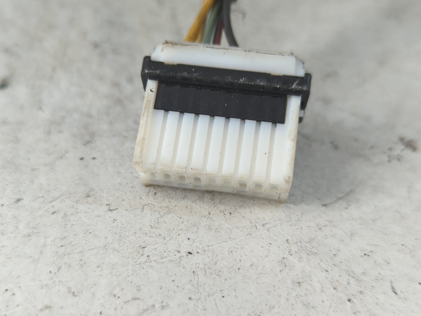 2016 Hyundai Sonata Passenger Side View Mirror - Right Door Mirror OEM Used - Oemusedautoparts1.com