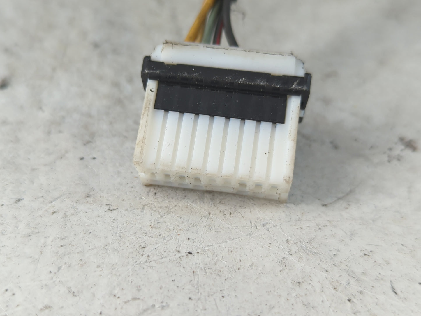 2016 Hyundai Sonata Passenger Side View Mirror - Right Door Mirror OEM Used - Oemusedautoparts1.com