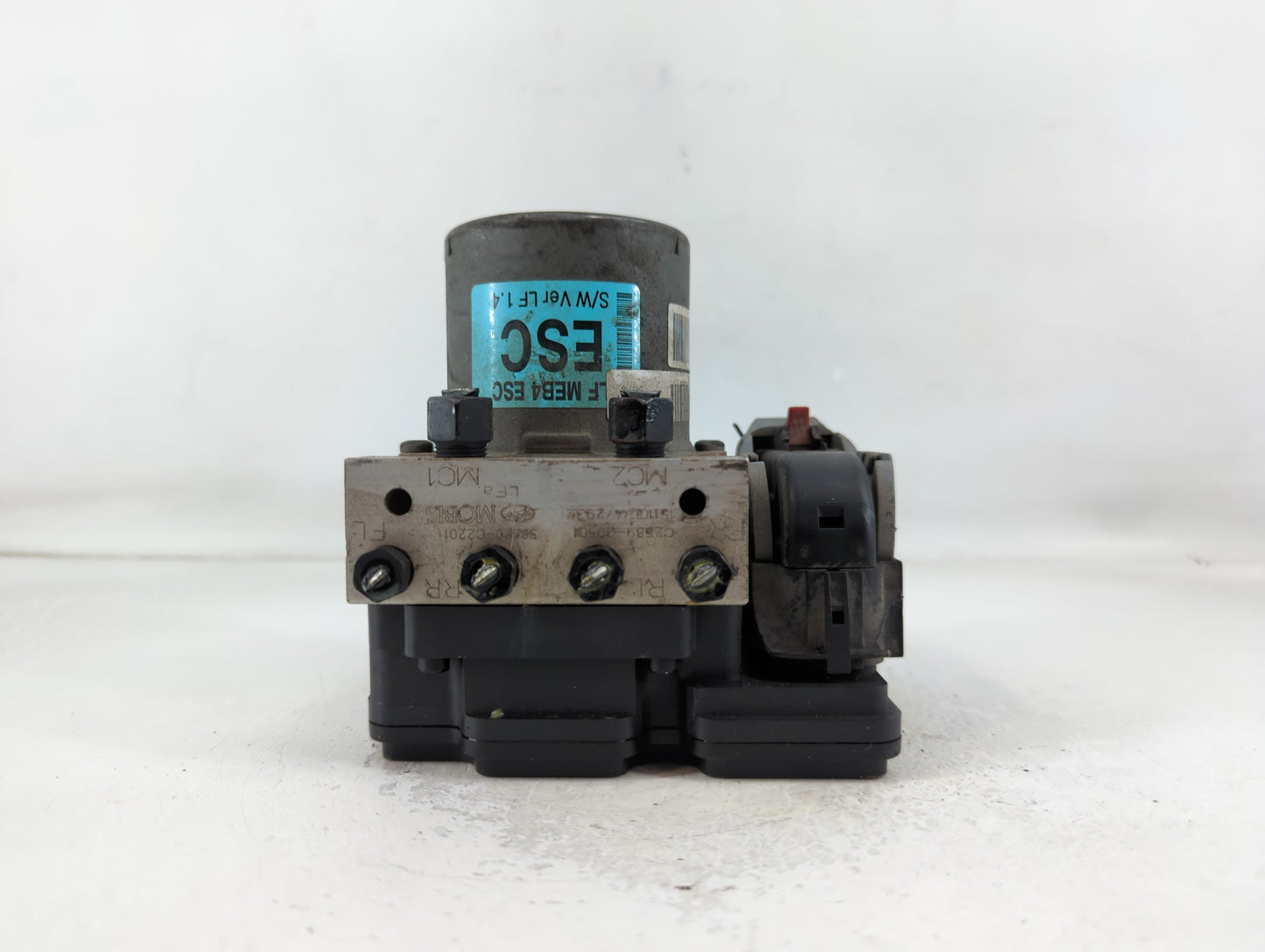2015-2017 Hyundai Sonata ABS Pump Control Module Replacement P/N:58920-C2201 C2589-20501 Fits Fits 2015 2016 2017 OEM Used A