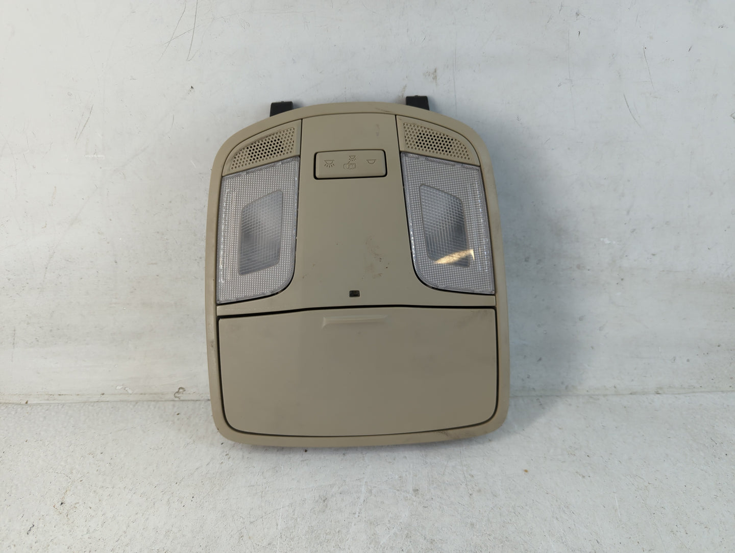 2016 Hyundai Sonata Overhead Roof Console - Oemusedautoparts1.com