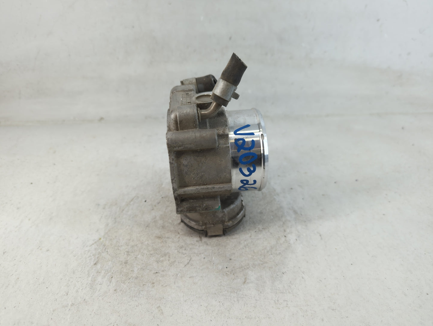 2015-2019 Hyundai Sonata Throttle Body P/N:35100-2G600 Fits Fits 2015 2016 2017 2018 2019 2020 2021 OEM Used Auto Parts - Oe