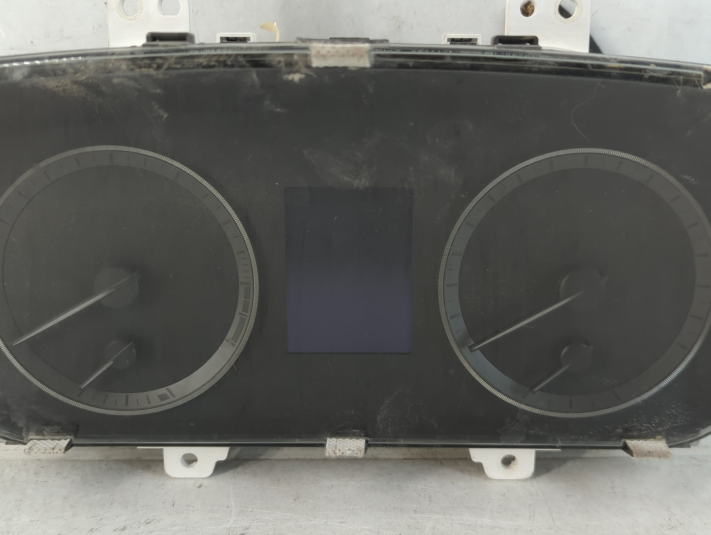 2015-2017 Hyundai Sonata Instrument Cluster Speedometer Gauges P/N:94001-C2200 Fits Fits 2015 2016 2017 OEM Used Auto Parts 