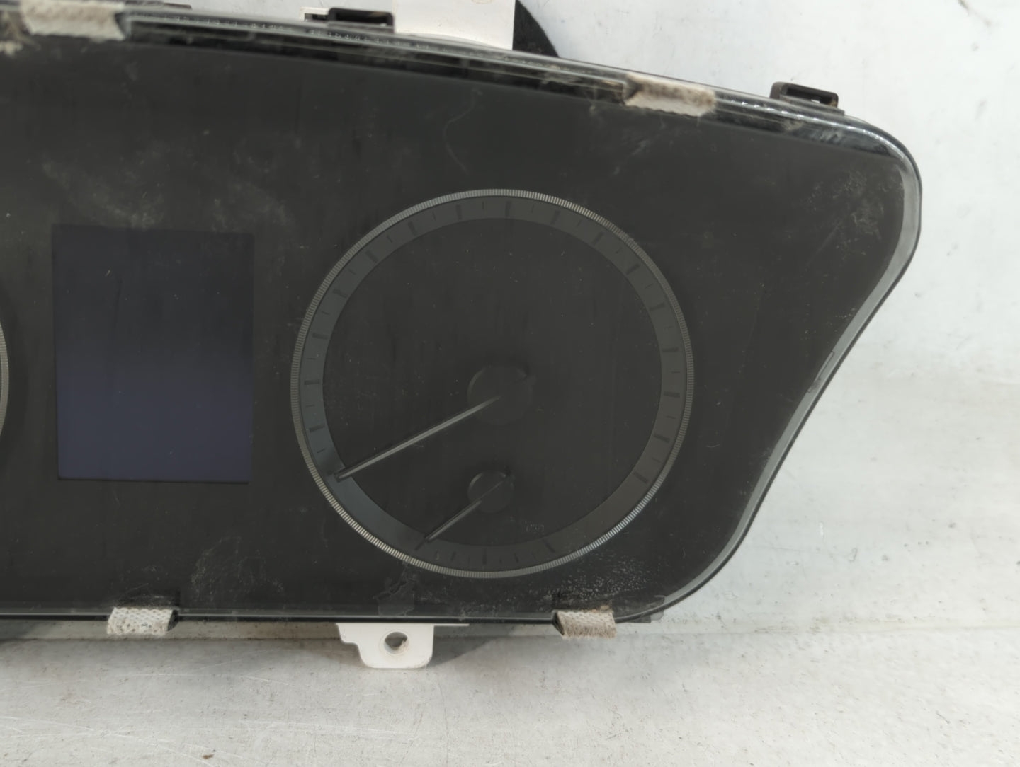 2015-2017 Hyundai Sonata Instrument Cluster Speedometer Gauges P/N:94001-C2200 Fits Fits 2015 2016 2017 OEM Used Auto Parts 