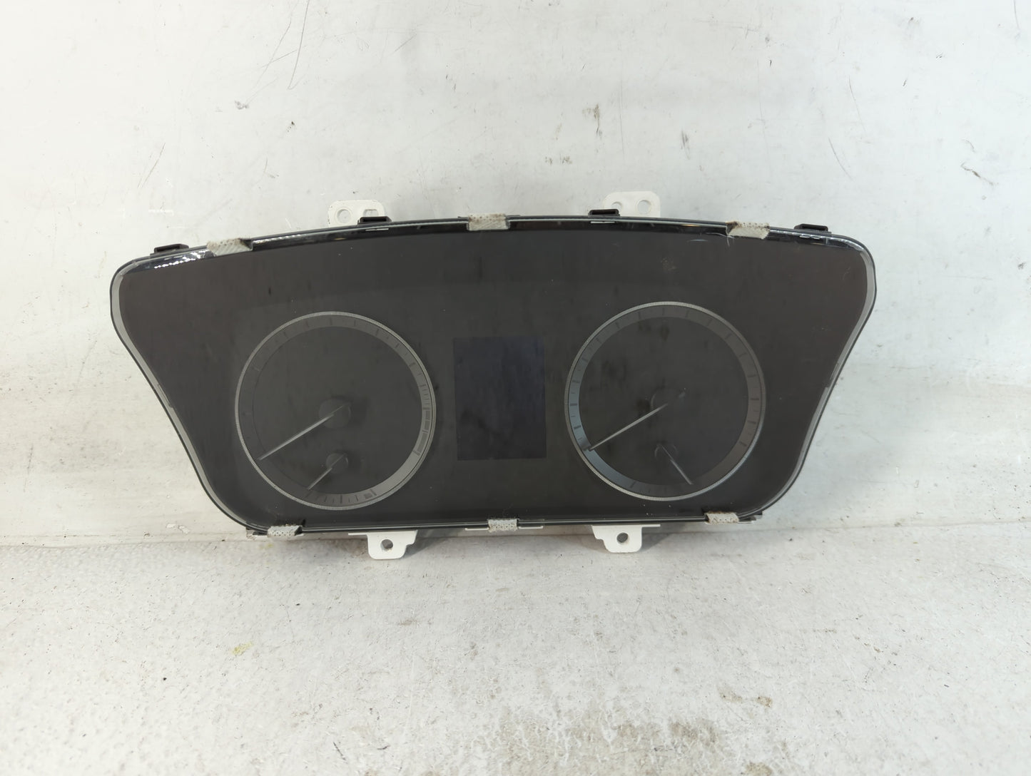 2016-2017 Hyundai Sonata Instrument Cluster Speedometer Gauges P/N:94001-C2201 Fits Fits 2016 2017 OEM Used Auto Parts - Oem