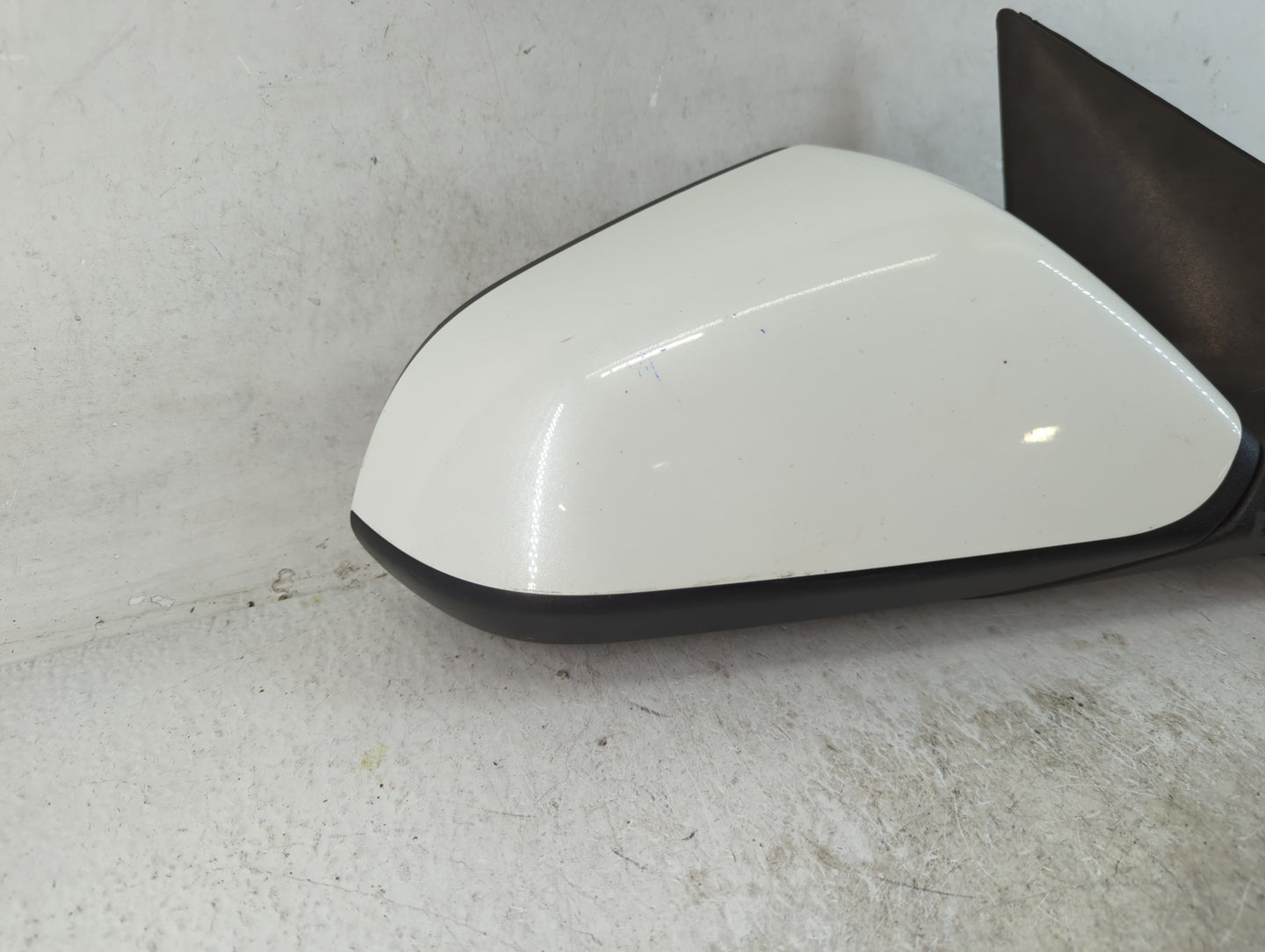 2016 Hyundai Sonata Passenger Side View Mirror - Right Door Mirror OEM Used - Oemusedautoparts1.com