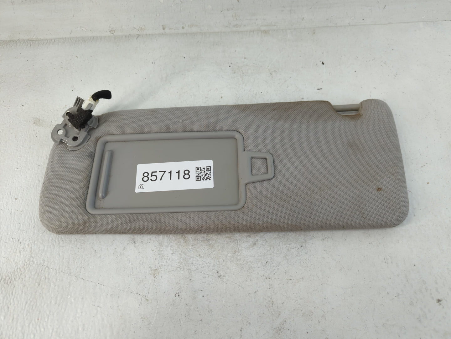 2015-2019 Hyundai Sonata Sun Visor Shade Replacement Driver Left Mirror Fits Fits 2015 2016 2017 2018 2019 OEM Used Auto Par