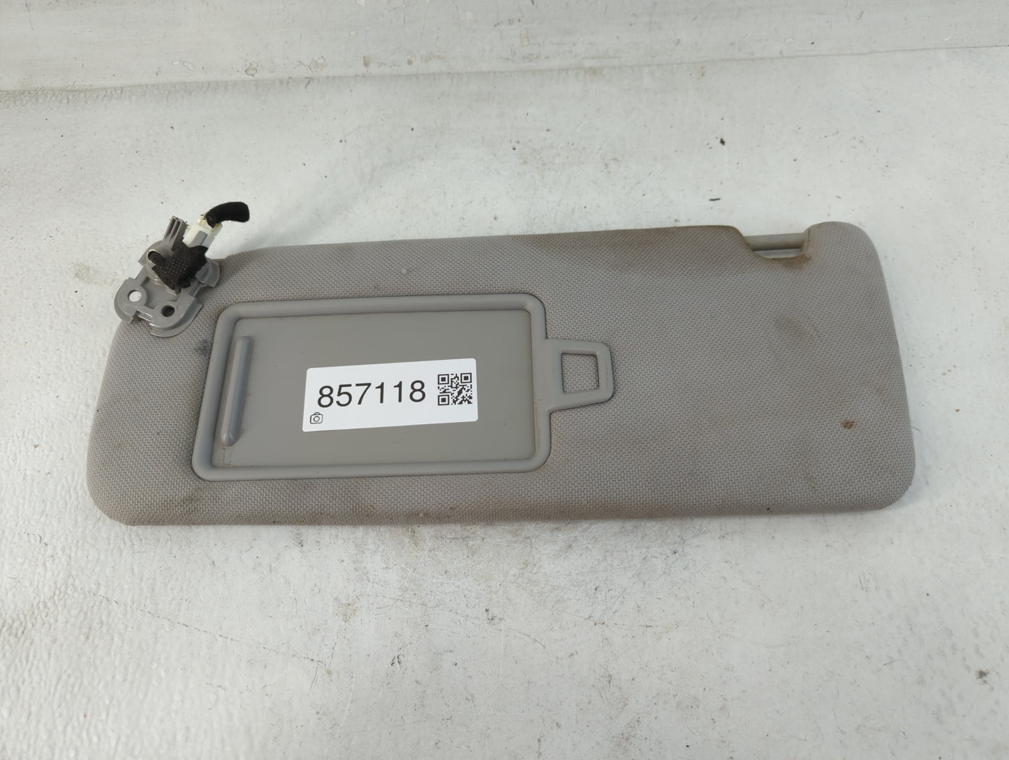 2015-2019 Hyundai Sonata Sun Visor Shade Replacement Driver Left Mirror Fits Fits 2015 2016 2017 2018 2019 OEM Used Auto Par