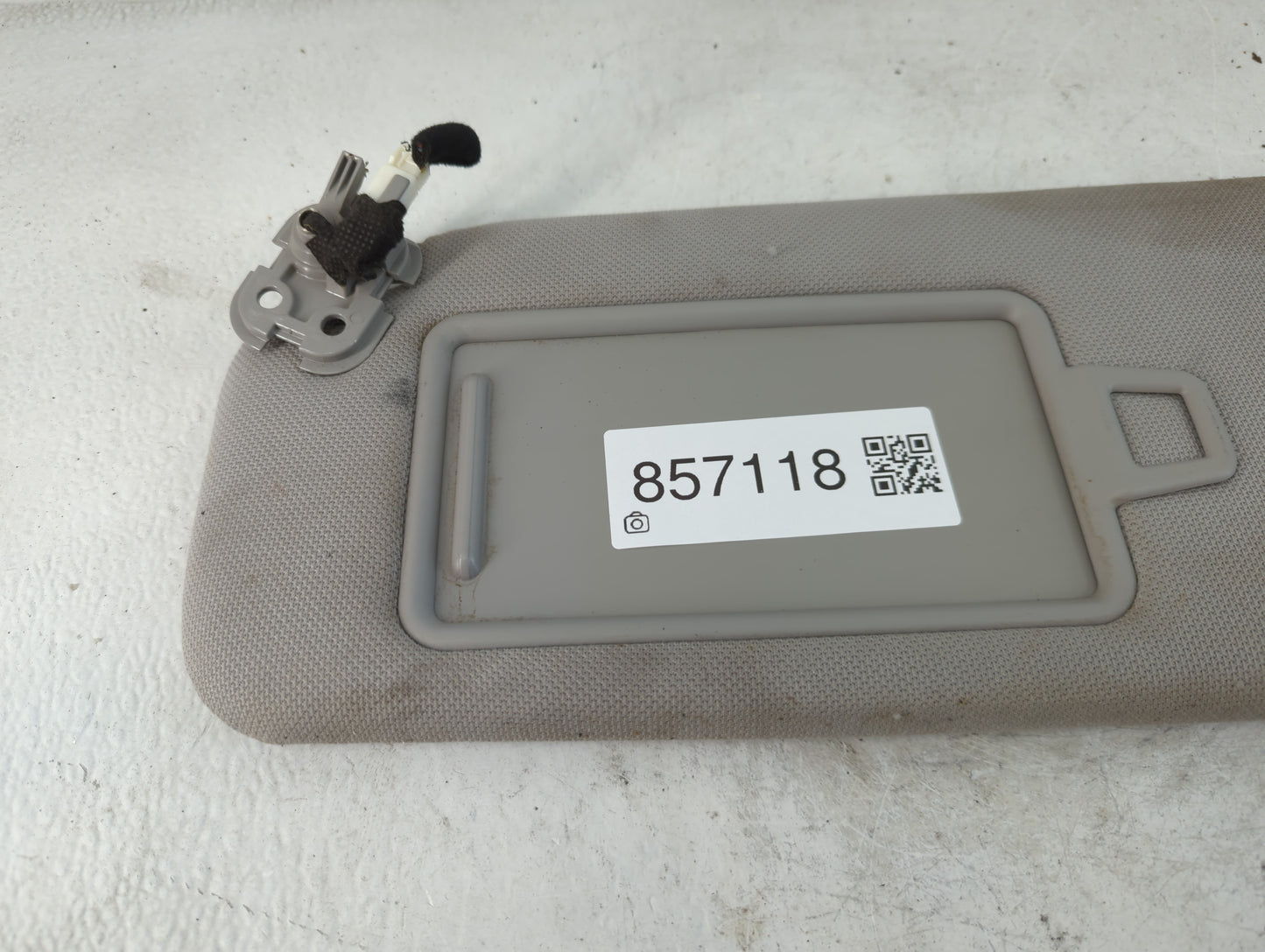 2015-2019 Hyundai Sonata Sun Visor Shade Replacement Driver Left Mirror Fits Fits 2015 2016 2017 2018 2019 OEM Used Auto Par