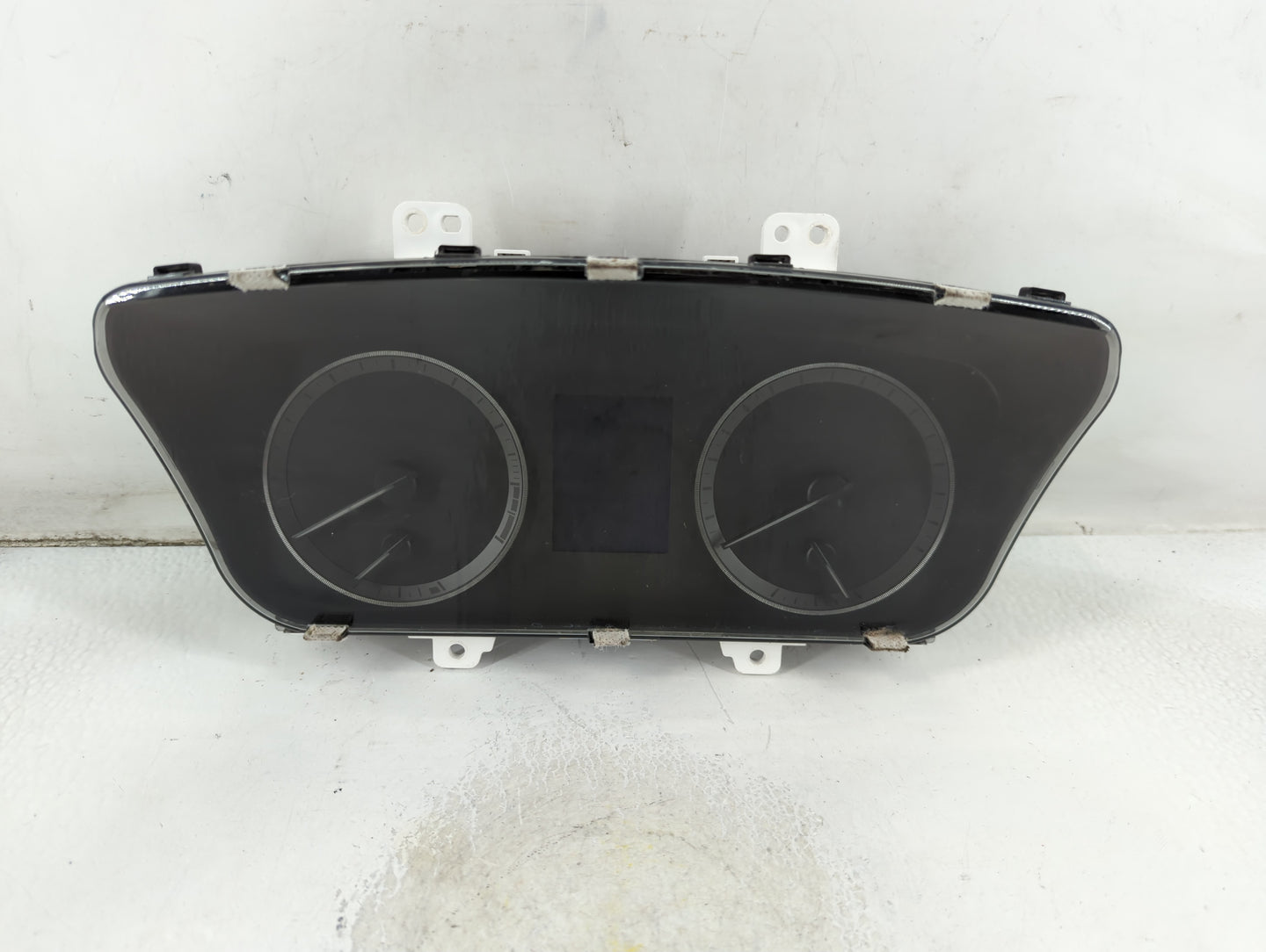 2016-2017 Hyundai Sonata Instrument Cluster Speedometer Gauges P/N:94001-C2200 Fits Fits 2016 2017 OEM Used Auto Parts - Oem