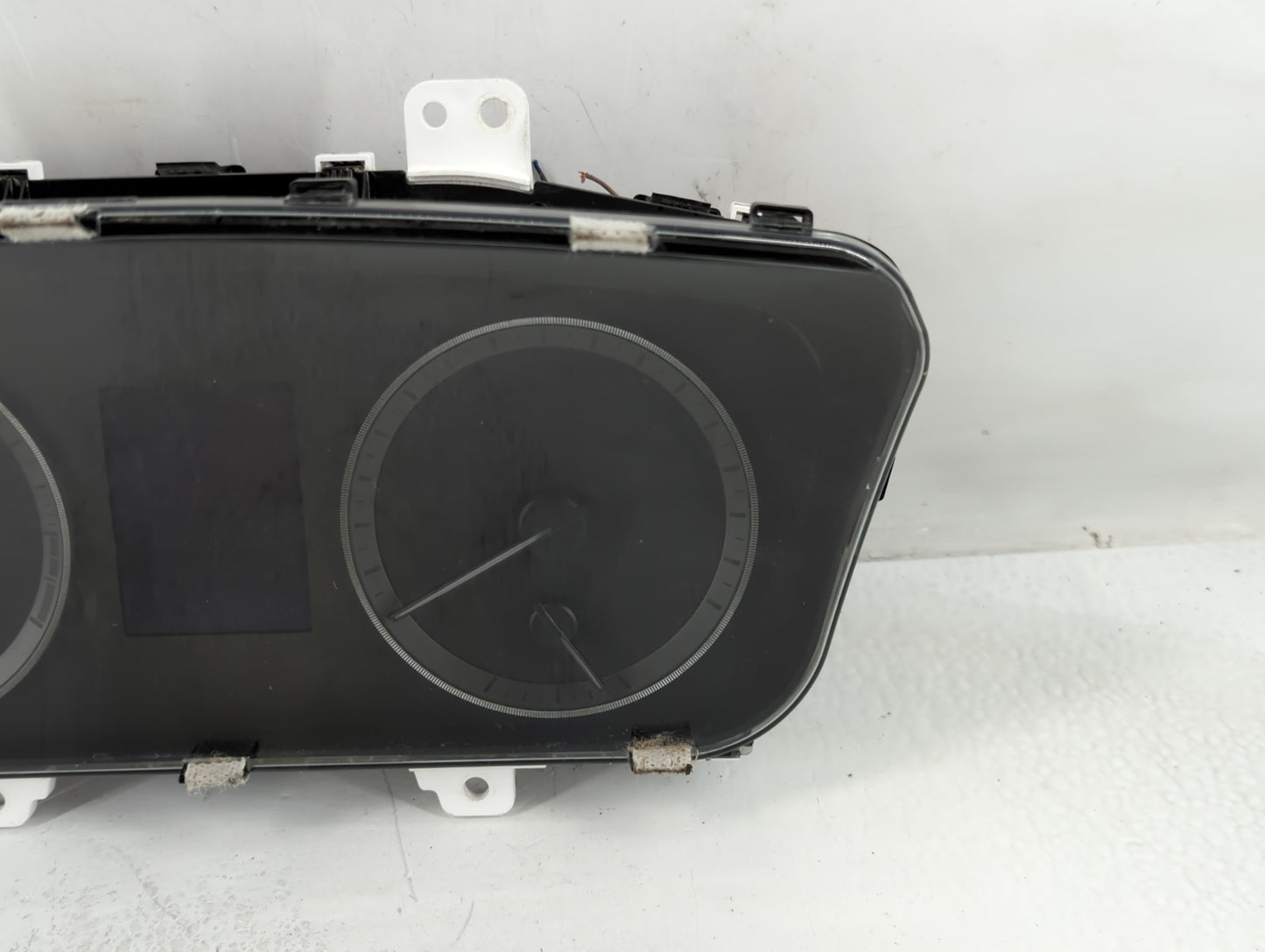 2016-2017 Hyundai Sonata Instrument Cluster Speedometer Gauges P/N:94001-C2200 Fits Fits 2016 2017 OEM Used Auto Parts - Oem