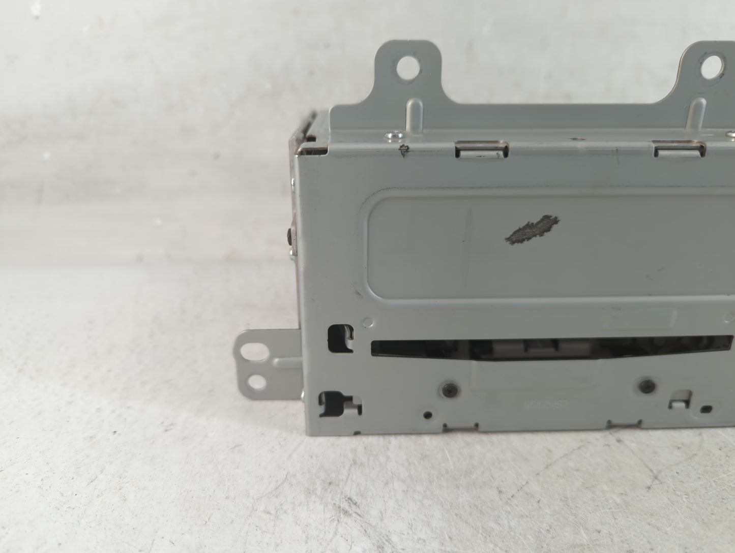 2015-2017 Hyundai Sonata Radio AM FM Cd Player Receiver Replacement P/N:22976137 Fits Fits 2015 2016 2017 OEM Used Auto Part