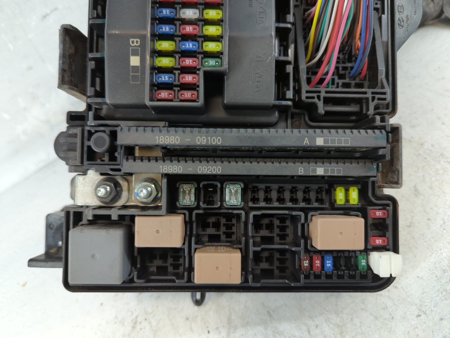 2016-2017 Hyundai Sonata Fusebox Fuse Box Panel Relay Module P/N:91950-C1820 Fits Fits 2016 2017 OEM Used Auto Parts - Oemus
