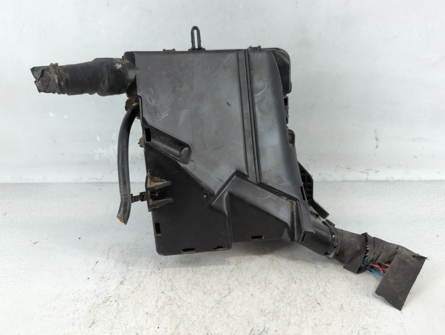 2016-2017 Hyundai Sonata Fusebox Fuse Box Panel Relay Module P/N:91950-C1820 Fits Fits 2016 2017 OEM Used Auto Parts - Oemus