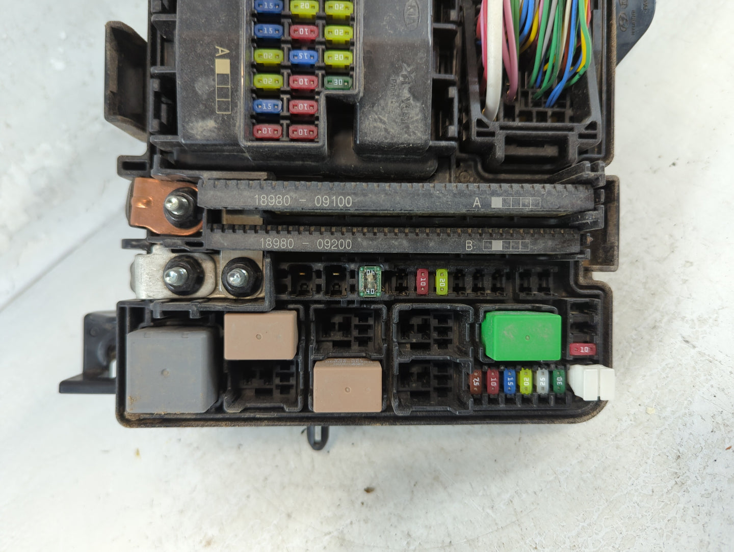2016-2017 Hyundai Sonata Fusebox Fuse Box Panel Relay Module P/N:91204 E6161 Fits Fits 2016 2017 OEM Used Auto Parts - Oemus
