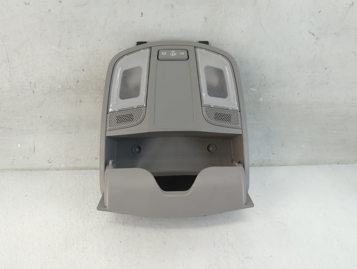 2016 Hyundai Tucson Overhead Roof Console - Oemusedautoparts1.com