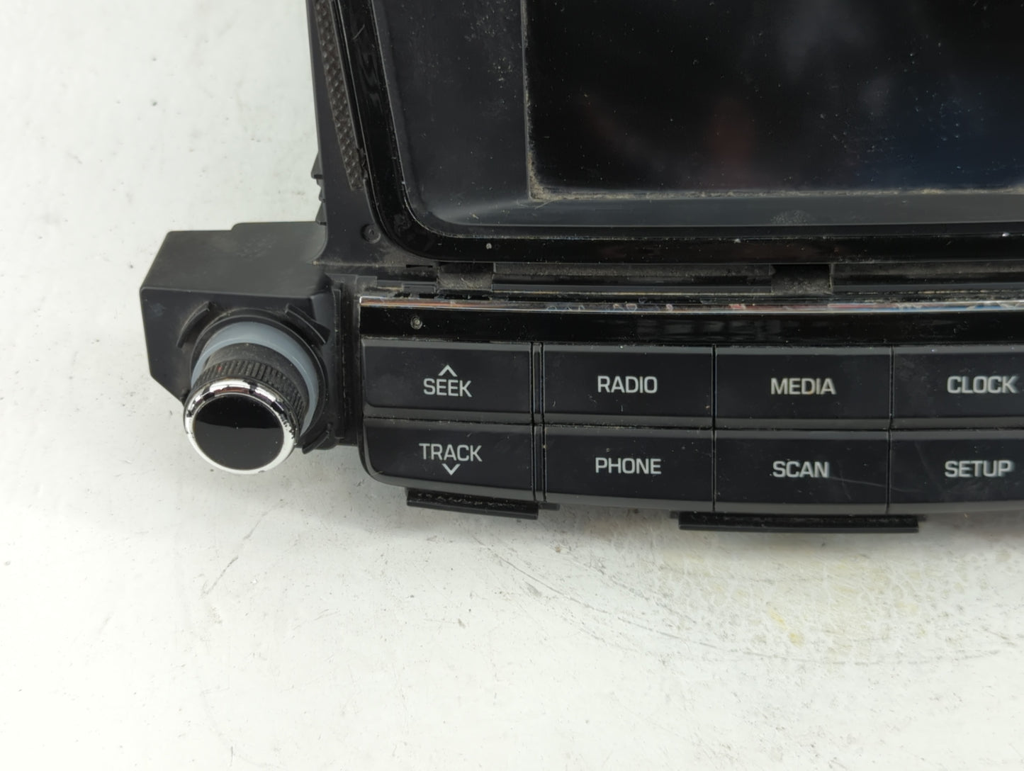 2016-2018 Hyundai Tucson Radio AM FM Cd Player Receiver Replacement P/N:96180-D31004X Fits Fits 2016 2017 2018 OEM Used Auto