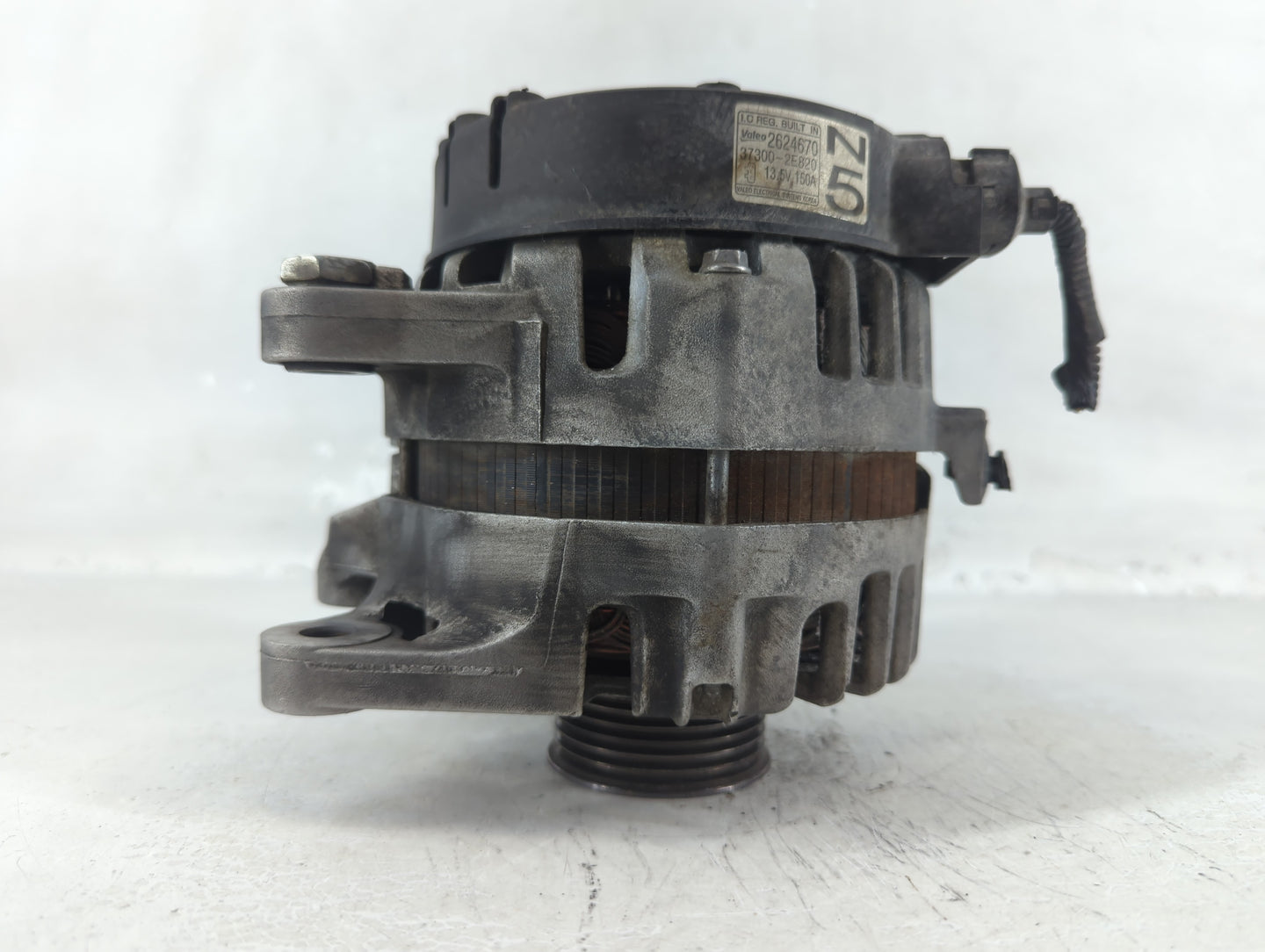 2016-2018 Hyundai Tucson Alternator Replacement Generator Charging Assembly Engine OEM P/N:2624670 37300-2E820 Fits OEM Used