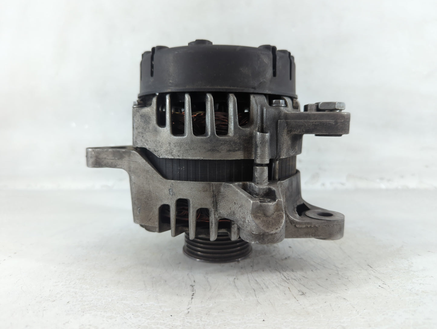 2016-2018 Hyundai Tucson Alternator Replacement Generator Charging Assembly Engine OEM P/N:2624670 37300-2E820 Fits OEM Used