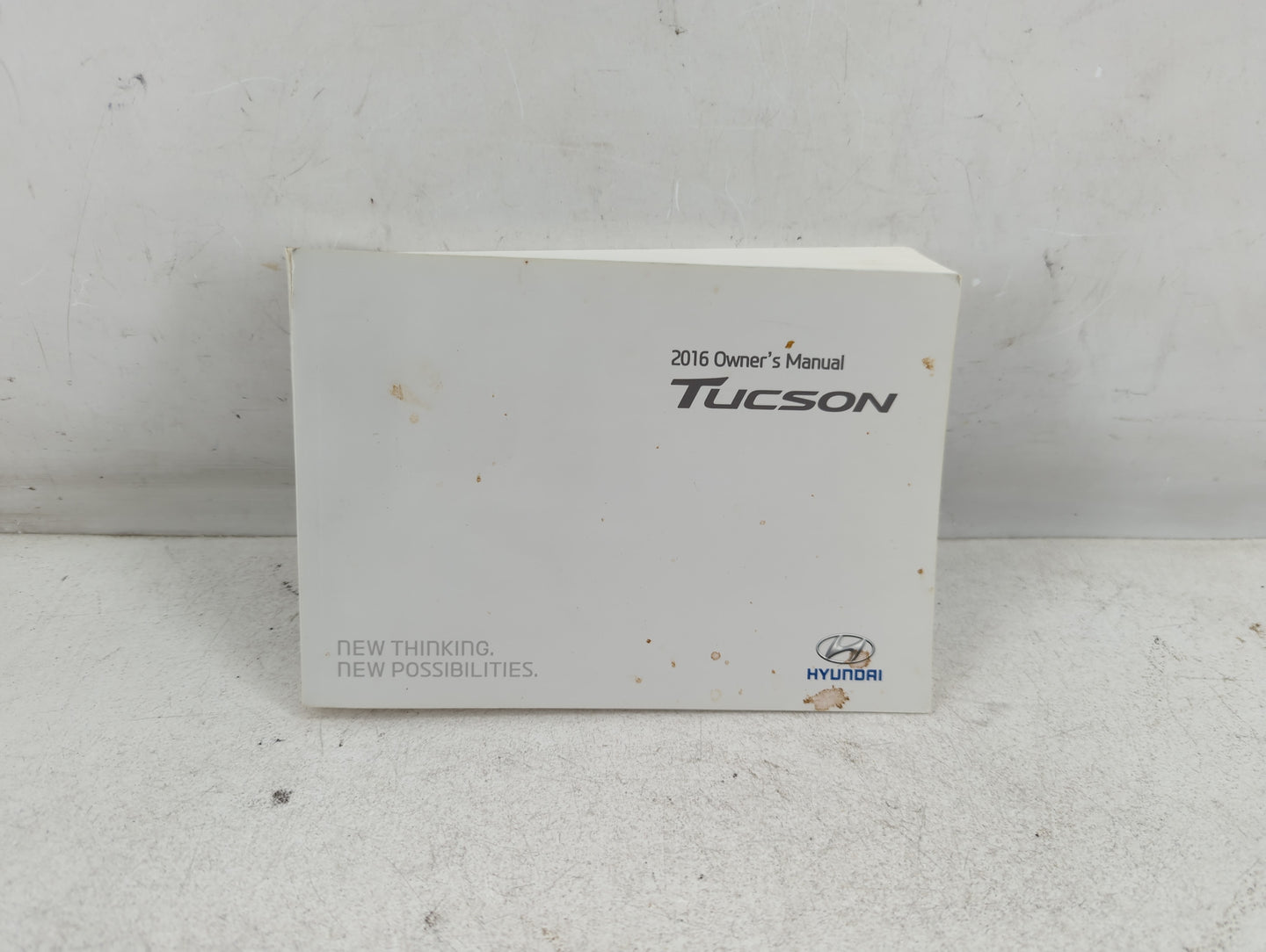 2016 Hyundai Tucson Owners Manual Book Guide P/N:GD30-EU64M OEM Used Auto Parts - Oemusedautoparts1.com