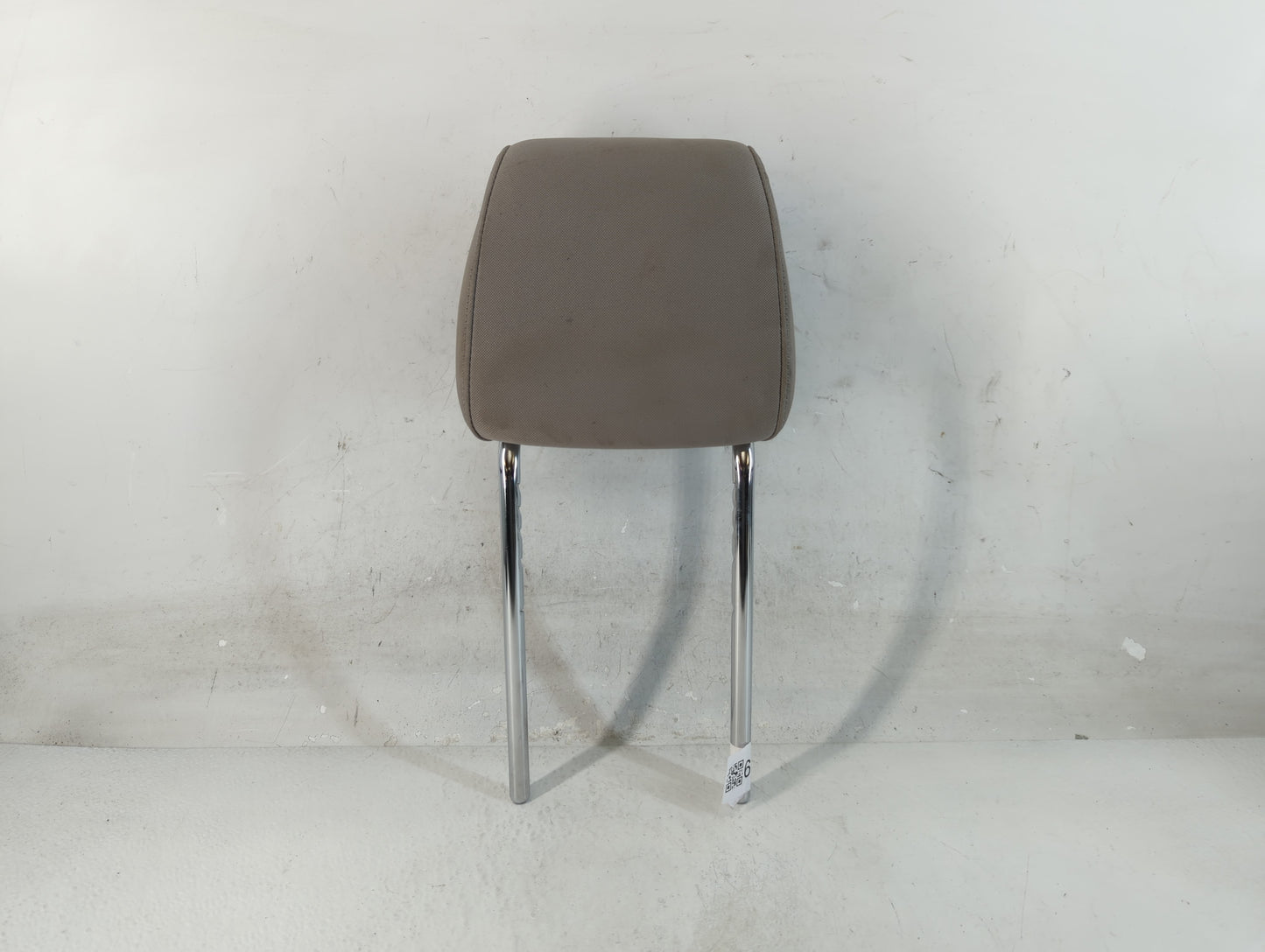 2016-2018 Hyundai Tucson Headrest Head Rest Front Driver Passenger Seat Fits Fits 2016 2017 2018 OEM Used Auto Parts - Oemus