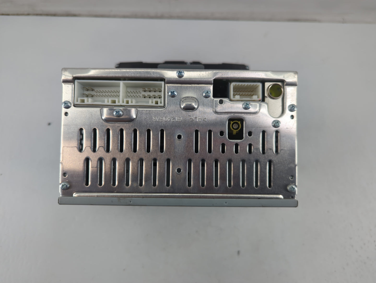 2016-2017 Hyundai Tucson Radio AM FM Cd Player Receiver Replacement P/N:96180-D31004X Fits Fits 2016 2017 OEM Used Auto Part