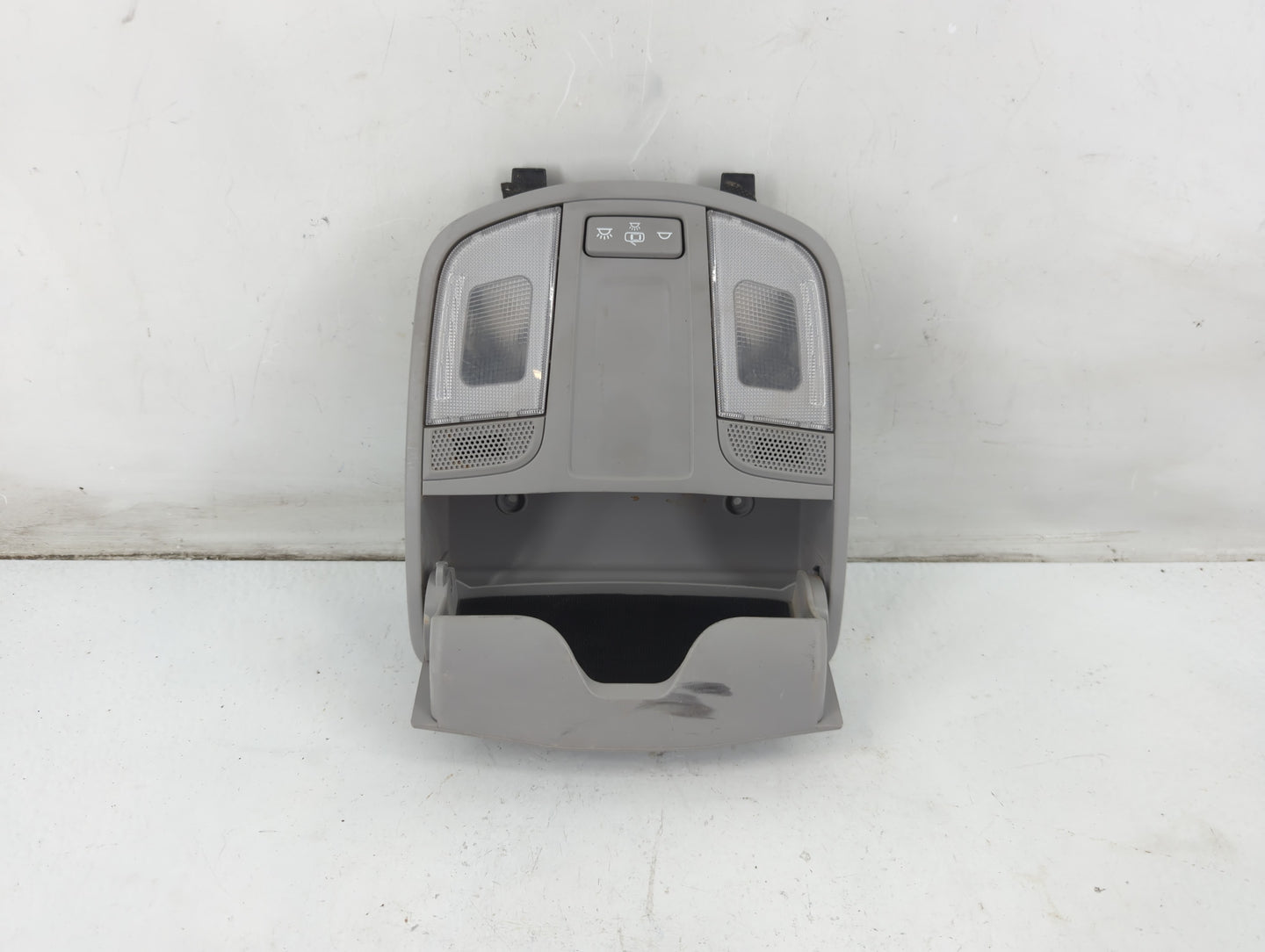2016 Hyundai Tucson Overhead Roof Console - Oemusedautoparts1.com