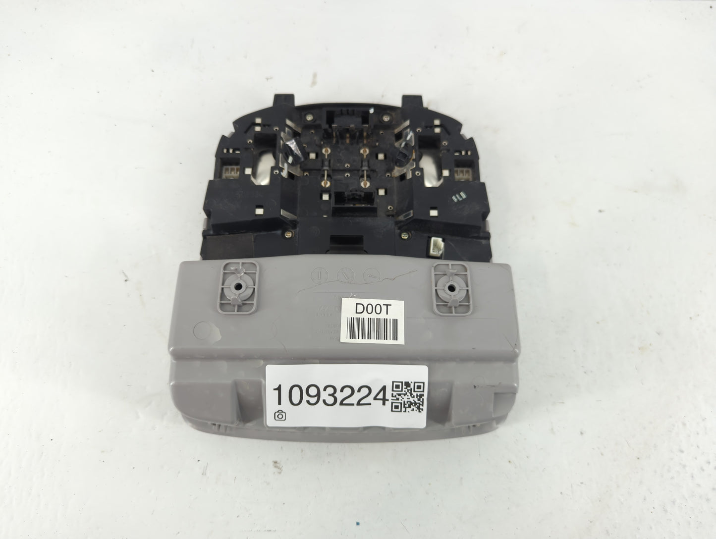 2016 Hyundai Tucson Overhead Roof Console - Oemusedautoparts1.com