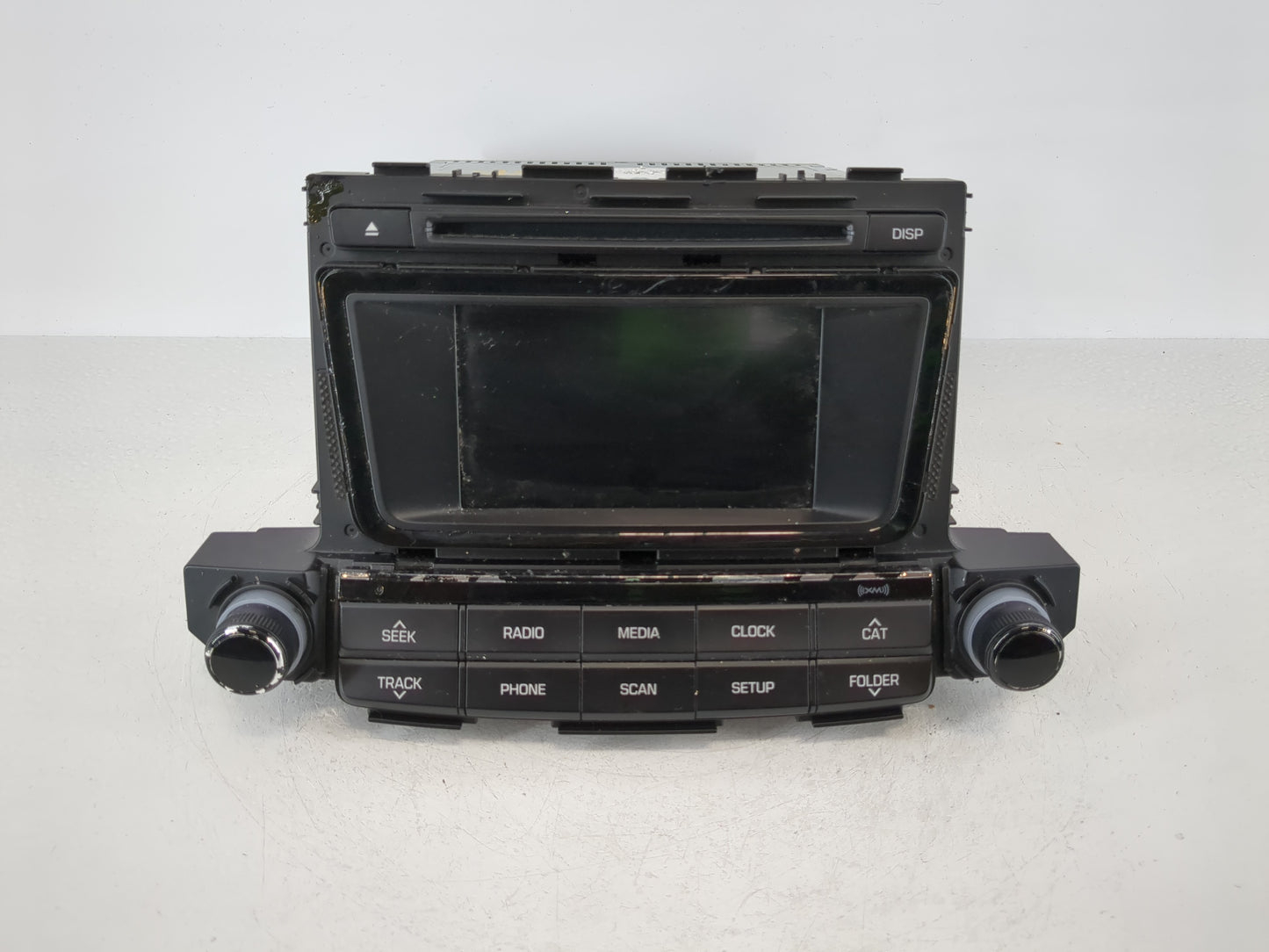 2016-2017 Hyundai Tucson Radio AM FM Cd Player Receiver Replacement P/N:96180-D31004X Fits Fits 2016 2017 OEM Used Auto Part
