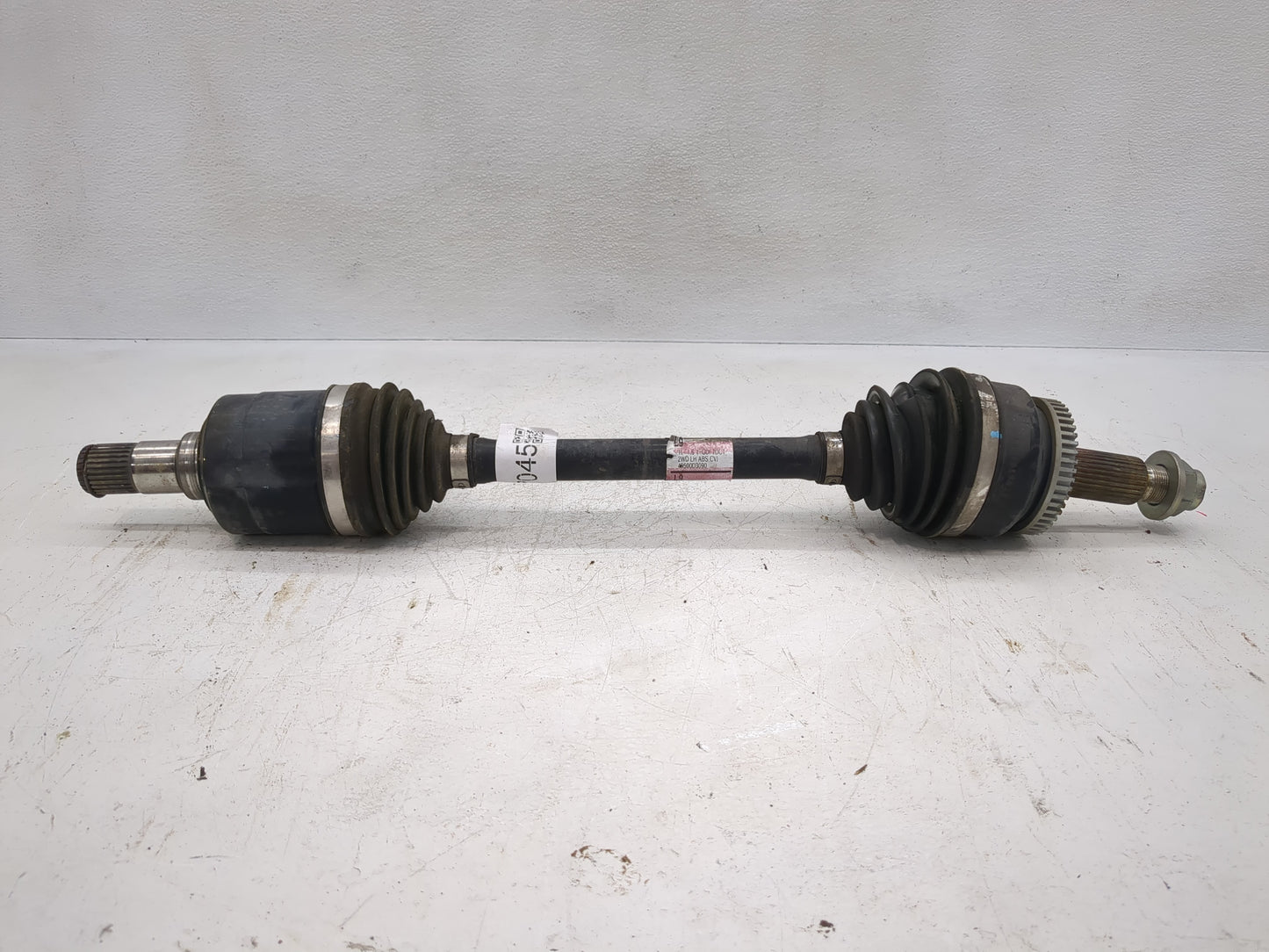 2016-2018 Hyundai Tucson Axle Shaft Front Driver Cv C/v - Oemusedautoparts1.com