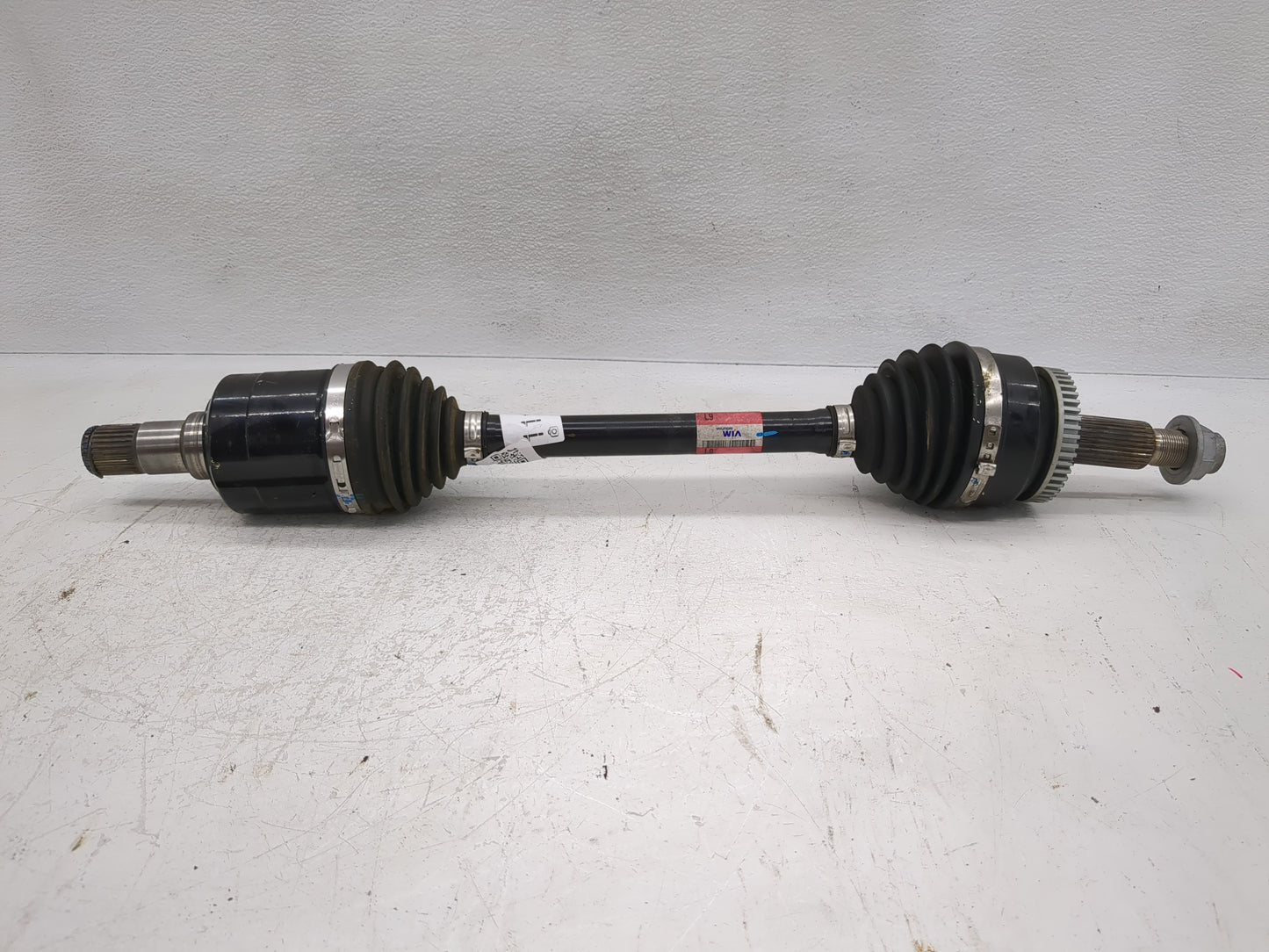 2016-2018 Hyundai Tucson Axle Shaft Front Driver Cv C/v - Oemusedautoparts1.com