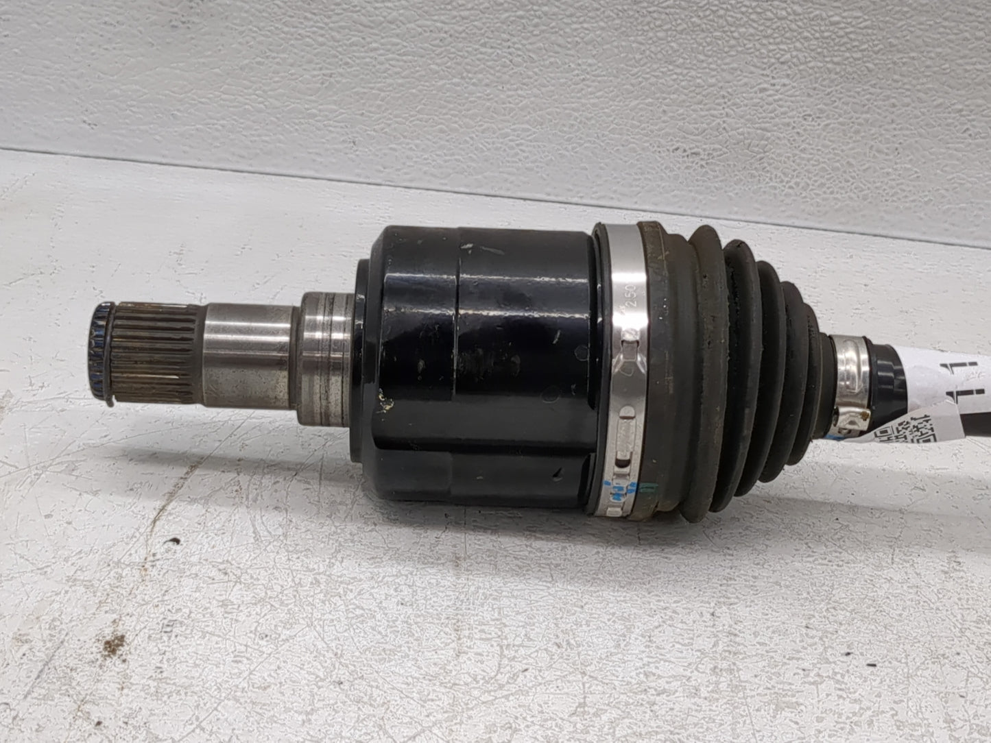 2016-2018 Hyundai Tucson Axle Shaft Front Driver Cv C/v - Oemusedautoparts1.com