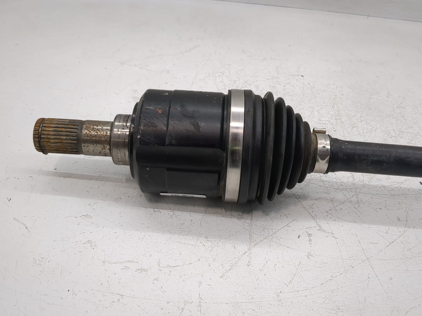 2016-2018 Hyundai Tucson Axle Shaft Front Driver Cv C/v - Oemusedautoparts1.com