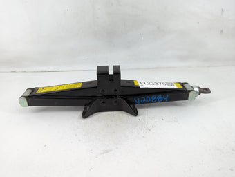 compare product 2016 Hyundai Tucson Spare Scissor Car Jack 1123375