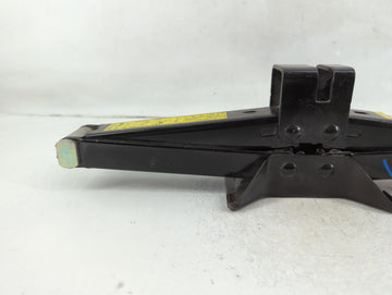 2016 Hyundai Tucson Spare Scissor Car Jack