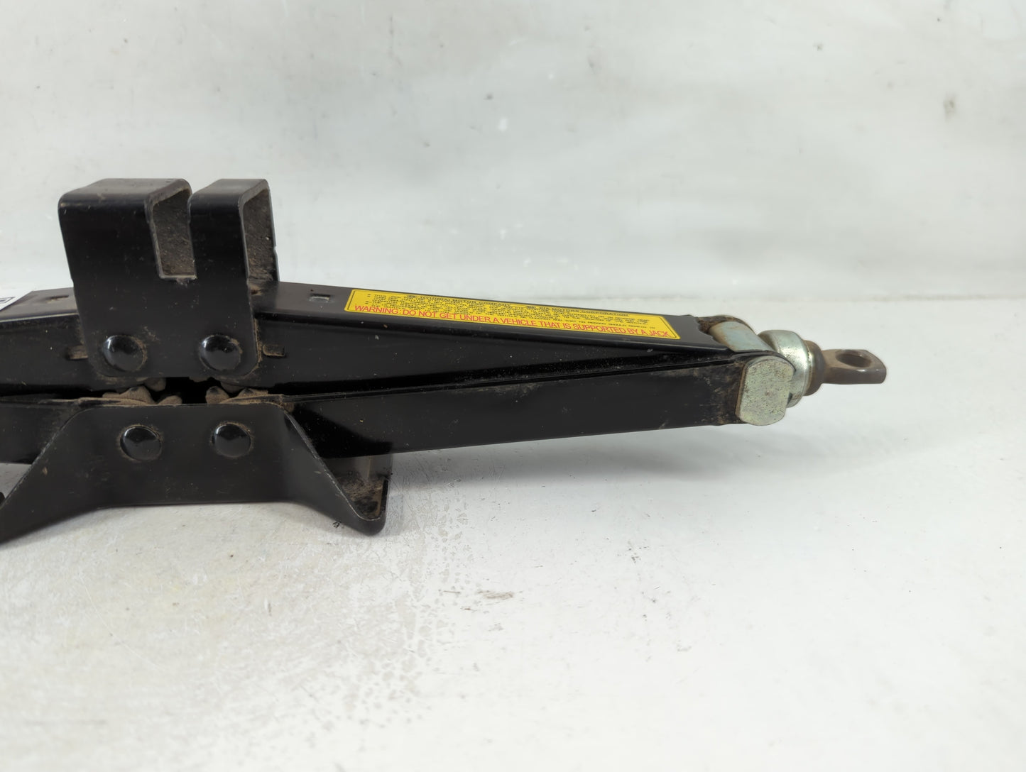 2016 Hyundai Tucson Spare Scissor Car Jack 1123443 - Oemusedautoparts1.com