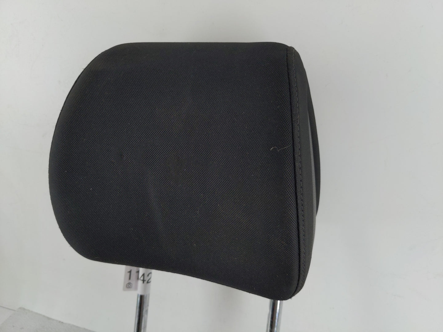 2016-2018 Hyundai Tucson Headrest Head Rest Front Driver Passenger Seat Fits Fits 2016 2017 2018 OEM Used Auto Parts - Oemus