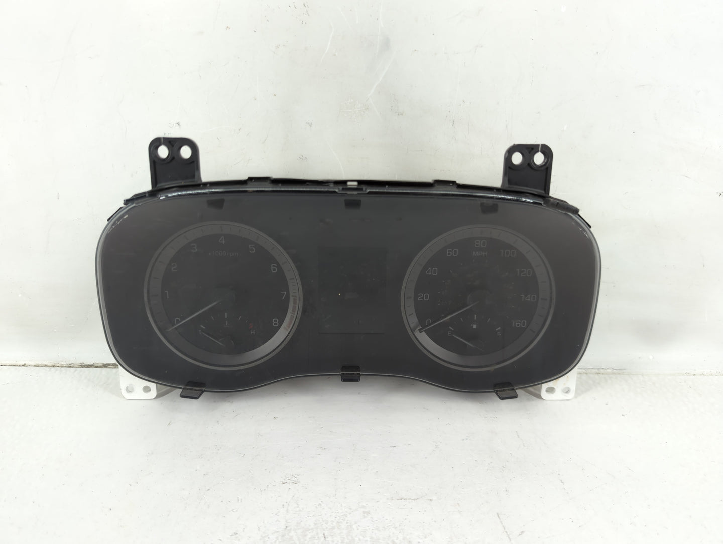 2016-2017 Hyundai Tucson Instrument Cluster Speedometer Gauges P/N:94001-D3181 Fits Fits 2016 2017 OEM Used Auto Parts - Oem