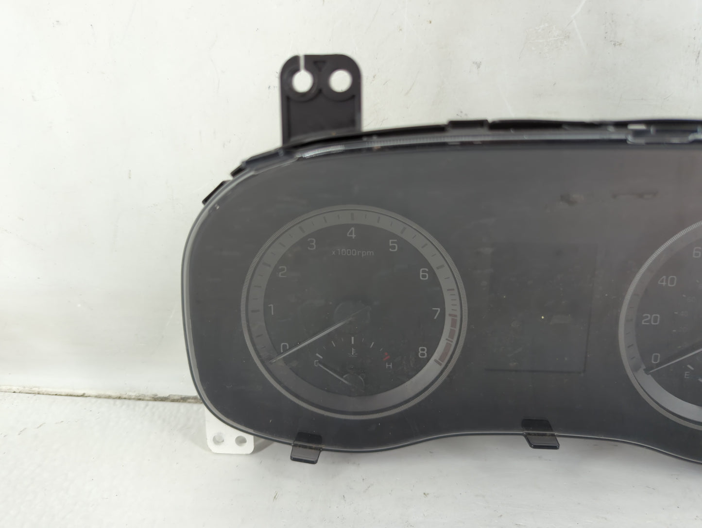 2016-2017 Hyundai Tucson Instrument Cluster Speedometer Gauges P/N:94001-D3181 Fits Fits 2016 2017 OEM Used Auto Parts - Oem