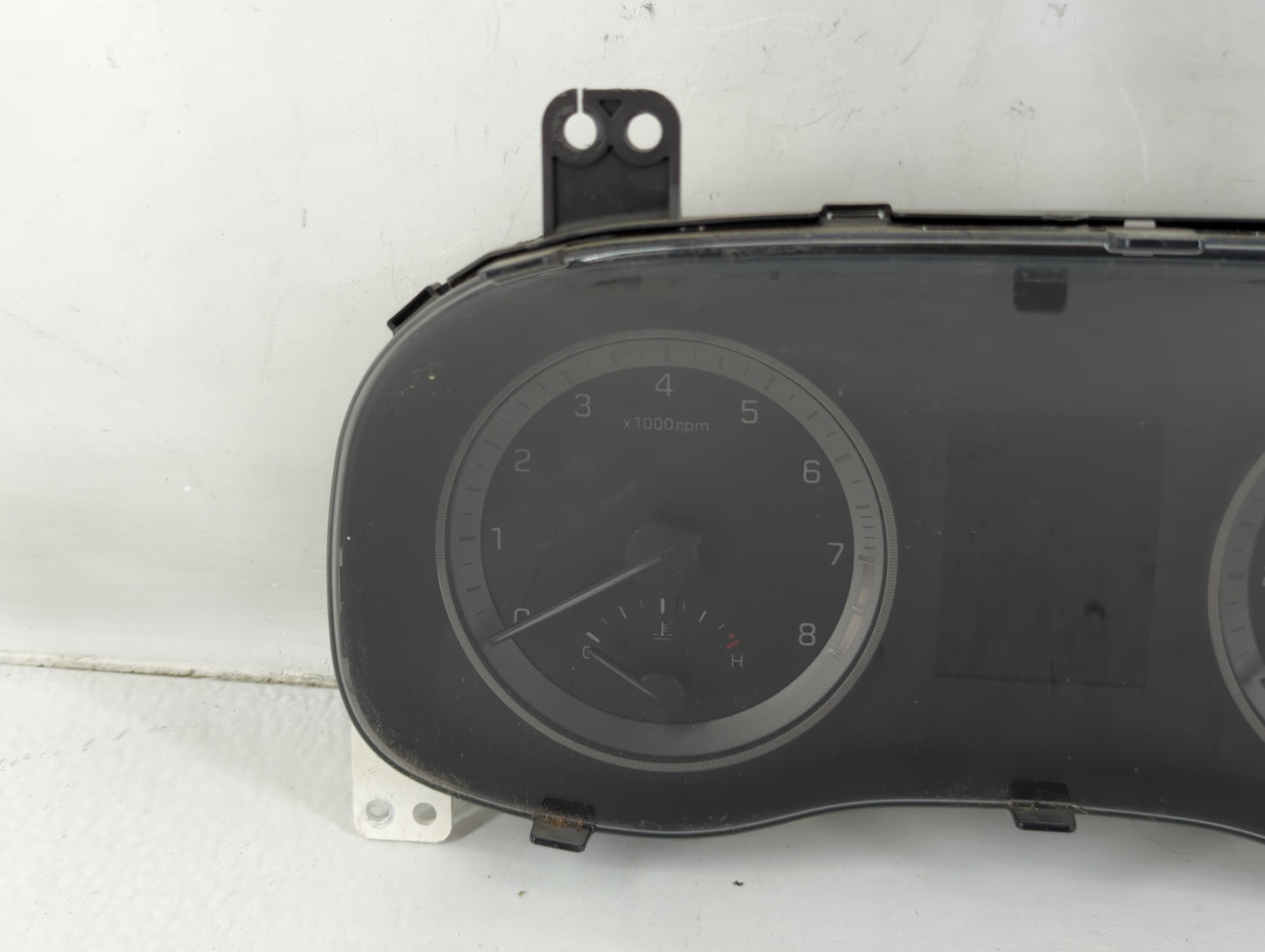 2016-2017 Hyundai Tucson Instrument Cluster Speedometer Gauges P/N:94001-D3170 Fits Fits 2016 2017 OEM Used Auto Parts - Oem