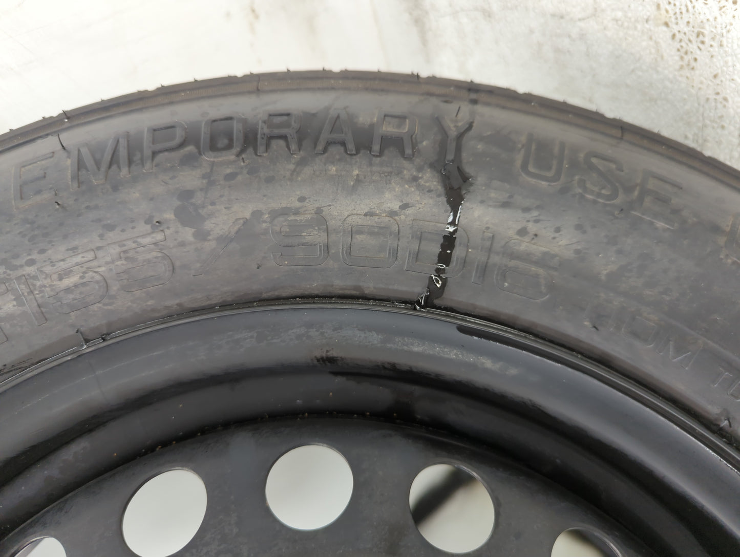 2016-2021 Hyundai Tucson Spare Donut Tire Wheel Rim Oem - Oemusedautoparts1.com