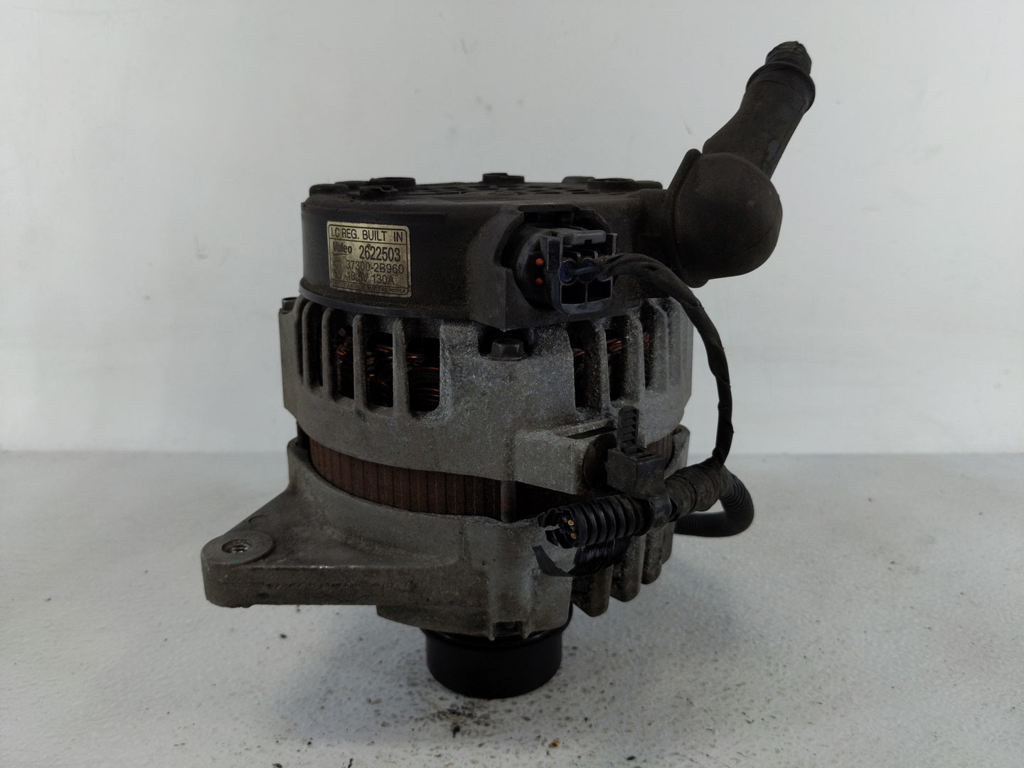 2016-2018 Hyundai Tucson Alternator Replacement Generator Charging Assembly Engine OEM P/N:37300-2B960 Fits OEM Used Auto Pa