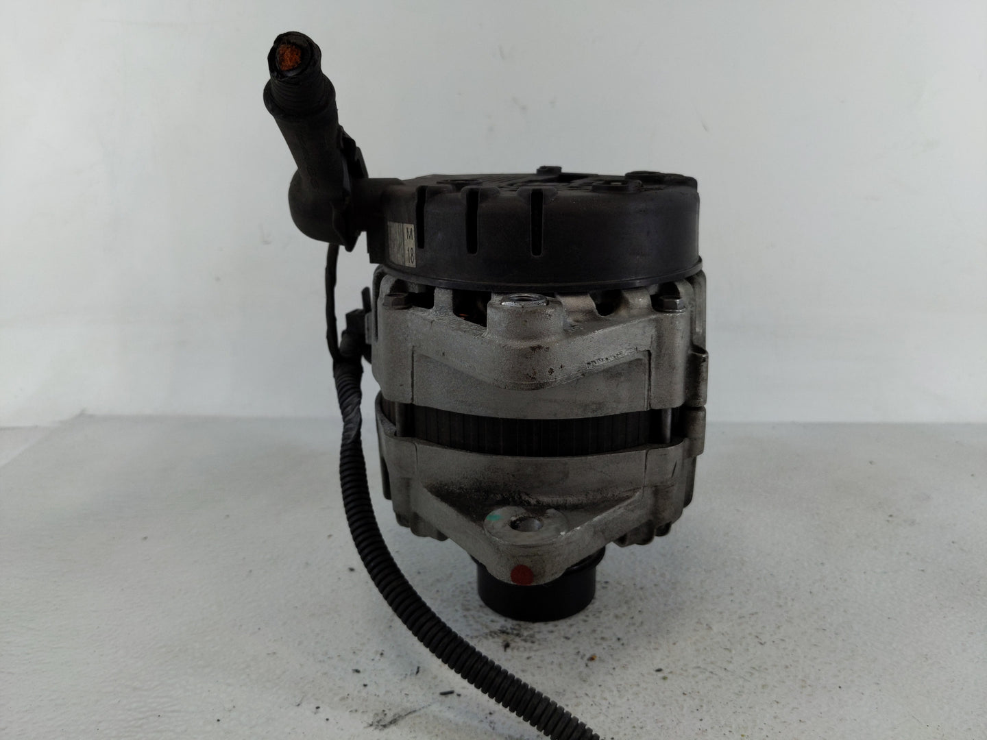 2016-2018 Hyundai Tucson Alternator Replacement Generator Charging Assembly Engine OEM P/N:37300-2B960 Fits OEM Used Auto Pa