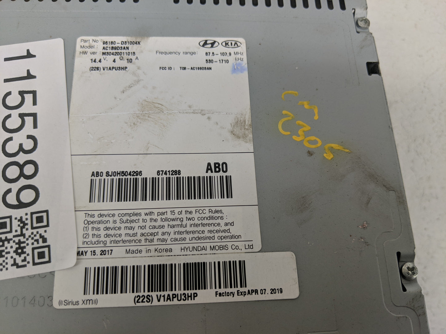 2016-2018 Hyundai Tucson Radio AM FM Cd Player Receiver Replacement P/N:96180-D31004X Fits Fits 2016 2017 2018 OEM Used Auto