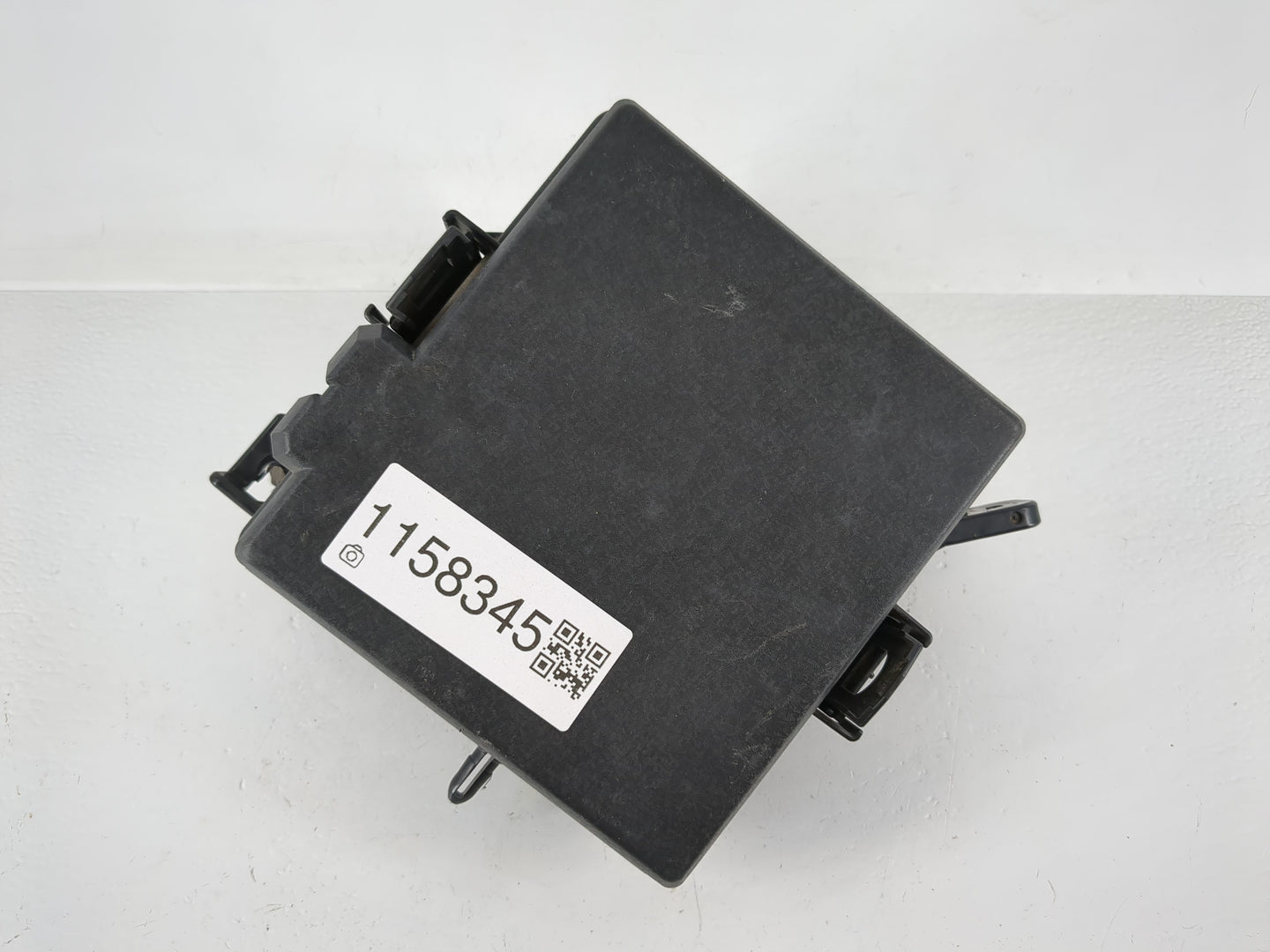 2016-2018 Hyundai Tucson Fusebox Fuse Box Panel Relay Module P/N:91431 D3202 Fits Fits 2016 2017 2018 OEM Used Auto Parts - 