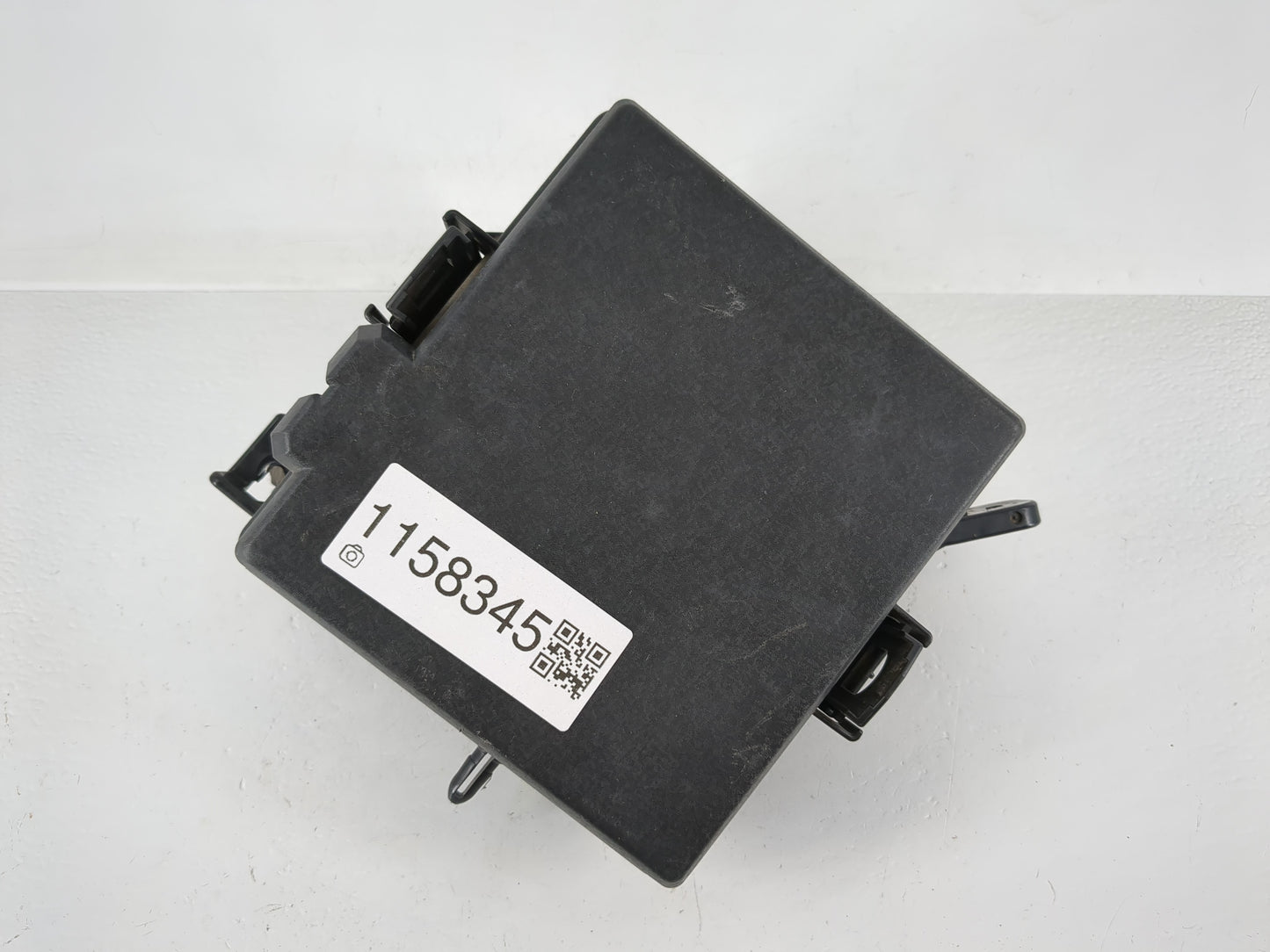 2016-2018 Hyundai Tucson Fusebox Fuse Box Panel Relay Module P/N:91431 D3202 Fits Fits 2016 2017 2018 OEM Used Auto Parts - 